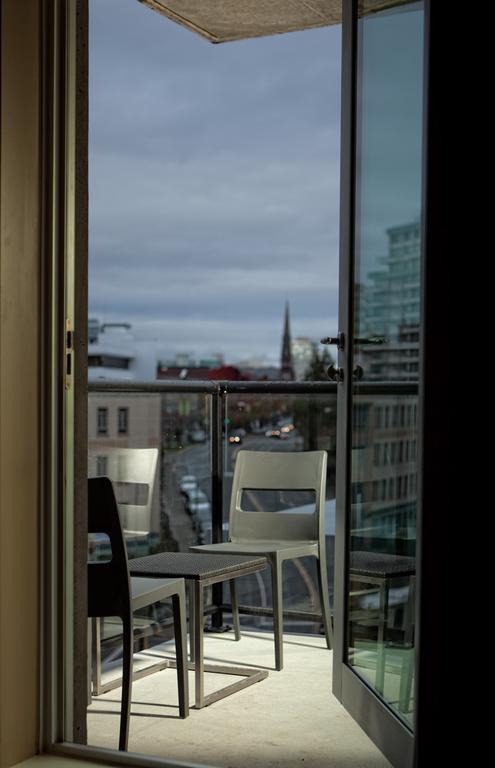 The Parkside Hotel And Spa Вікторія Номер фото