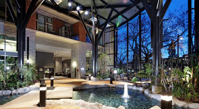 The Parkside Hotel And Spa Вікторія Екстер'єр фото